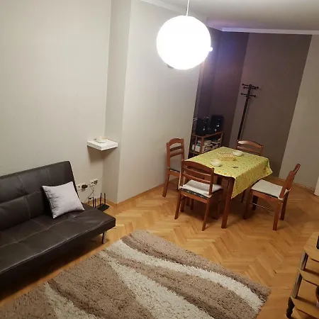 Appartement Artistic In Sofia's Center