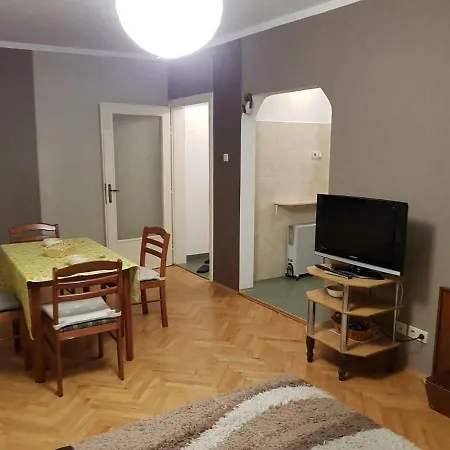 Artistic In Sofia's Center Appartamento *